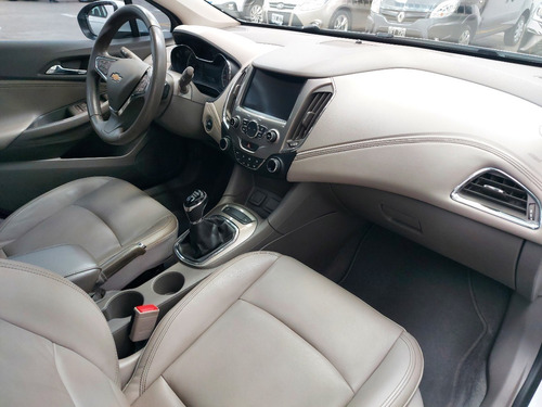 Imagen 11 de 20 de Chevrolet Cruze Ltz Manual