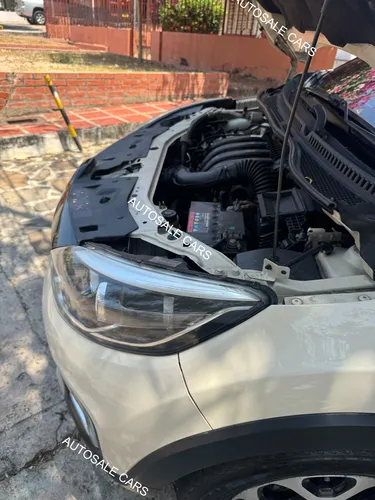Renault Captur 2.0 Intens Automática