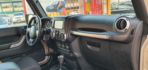 Imagen 11 de 15 de Jeep Wrangler 2017 3.6 Rubicon 4x4 Mt