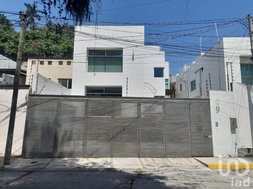 Venta Casa 3 Ambientes Lomas De Cuernavaca