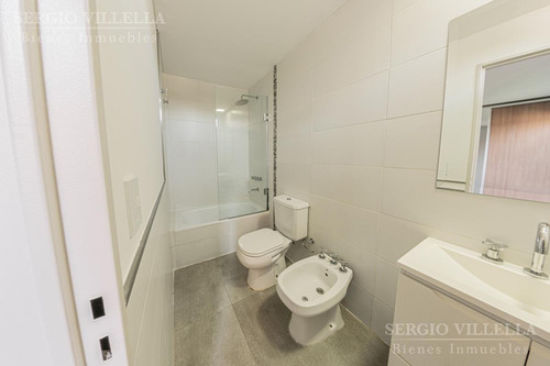 Imagen 16 de 23 de Paraguay 2100 - Departamento De Tres Dormitorio En Venta. Amplia Financiación