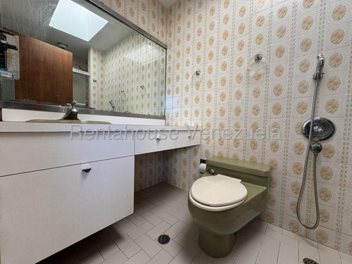 Se Vende Casa En Prados Del Este Mls #25-19329