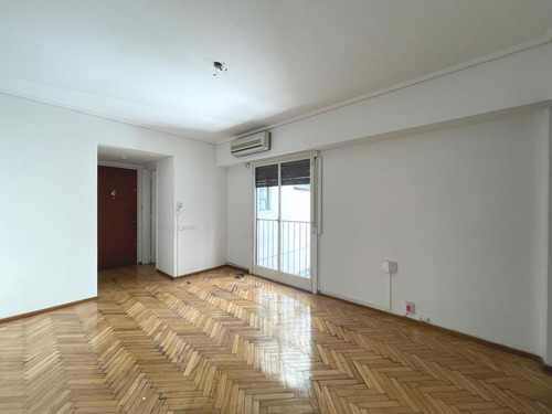 2 Ambientes En Barrio Norte Recoleta. En Venta!