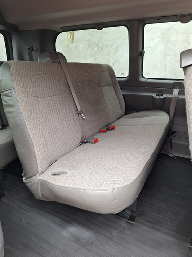 Chevrolet Express 6.0ls D 12 Pas At