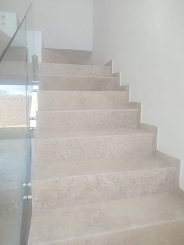 Imagen 5 de 12 de Venta De Hermosa Casa En Lomas De Angelopolis Iii