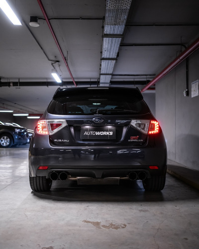 Subaru Impreza 2.5 Sedan Sti-300 Mt