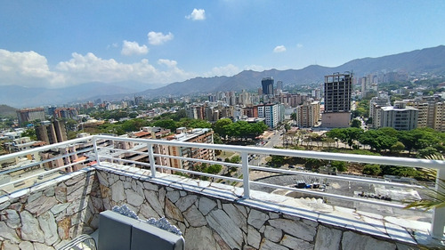 Ab Penthouse En Venta En Valencia Urb Prebo Amoblado Y Equipado Tiene 2 Terrazas Y Vistas Espectaculares Edificio Con Planta Eléctrica 50% Vigilancia Cámaras De Seguridad Amelia Ballestas