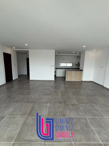 Venta De Departamento Dos Dormitorios Calle 54 E/ 23 Y 24