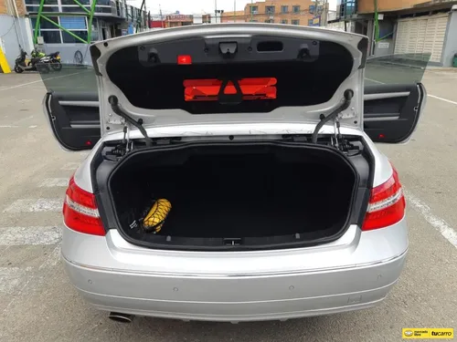 Mercedes Benz E200 Cgi Cabriolet 1.8cc Tp Aa 4x2