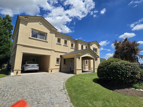 En Venta San Eliseo Con Vistas Al Golf Y Al Lago, Tu Nueva Casa Te Espera!!!