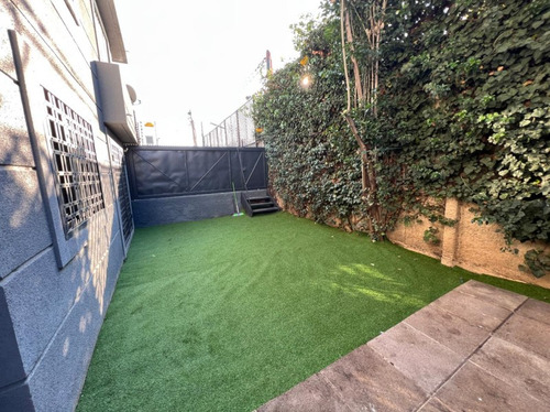 1º Piso Con Patio Y 100% Remodelado