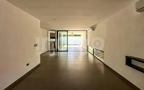 Casa En Venta En Mérida En Privada Arbórea En Conkal