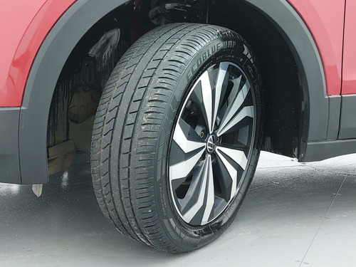 Volkswagen T-Cross 1.4 250 TSI TOTAL FLEX HIGHLINE AUTOMÁTICO
