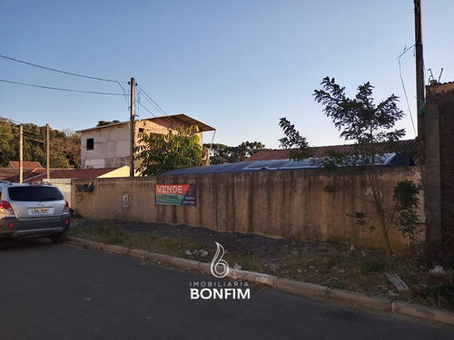 Imagem 4 de 7 de Terreno À Venda Por R$ 1.000.000,00 No Bairro Santo Inácio - Curitiba / Pr - Te0253