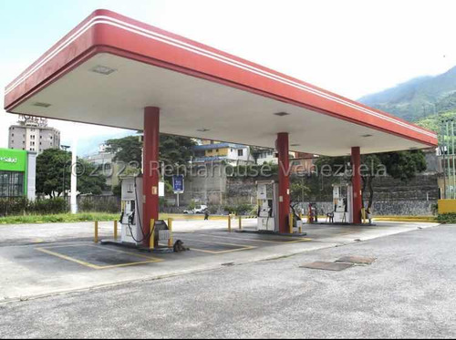 Estación De Servicio Y Autolavado En Venta