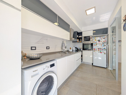 Venta. Departamento 2 Dormitorios. Cochera. Amenities.
