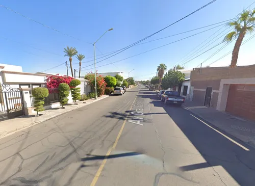Gran Oportunidad De Inversión - Casa Economica En Venta (remate) - Av Gral Felipe Angeles 434, Sta Teresa, 21270 Mexicali, B.c.