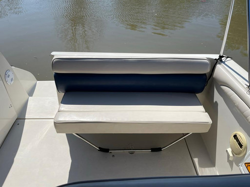 Crucero Regal Commodore 258 Usa Motor Volvo 330hp Duoprop