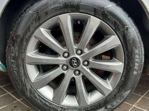 Hyundai Azera 3.3 MPFI GLS SEDAN V6 24V GASOLINA 4P AUTOMÁTICO