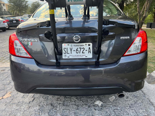 Imagen 6 de 15 de Nissan Versa 2017 1.6 Advance Mt