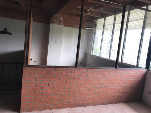 Imagen 6 de 15 de Alquilamos Planta Industrial Urb. Guaicay 505 M2