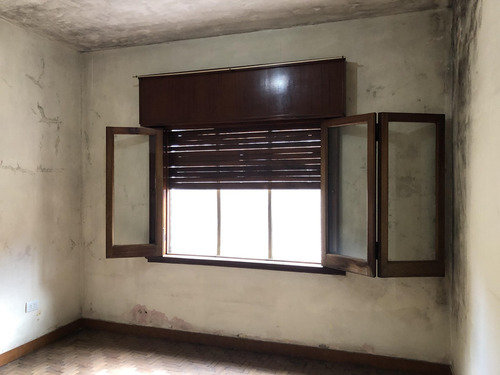 Departamento Ph En Venta Ubicado En Banfield, Lomas De Zamora, G.b.a. Zona Sur