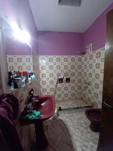Imagen 6 de 21 de Casa 3 Amb + 2 Departamentos! En Block! Ideal Inversor