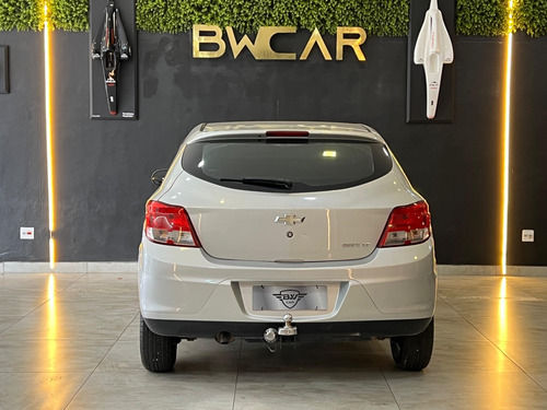 Chevrolet Onix 1.0 MPFI LT 8V FLEX 4P MANUAL