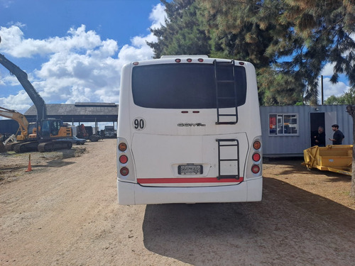 Motorhome Mercedes Benz 915 Con Carrocería Comil