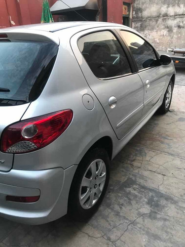 Peugeot 207 2016 1.4 Allure 75cv