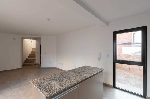 Imagen 3 de 12 de Duplex En Venta Cuesta Colorada