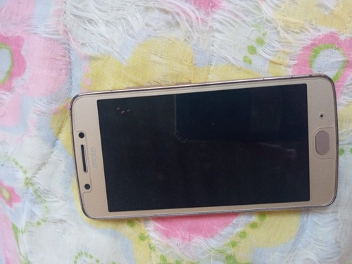 Imagem 2 de 3 de Vendo Motorola Moto G5 32gb Dourado