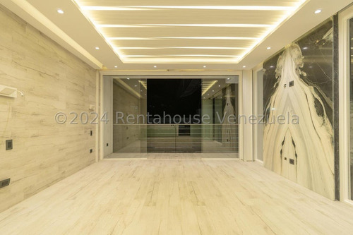 Se Vende Casa En La Floresta Mls #24-14827