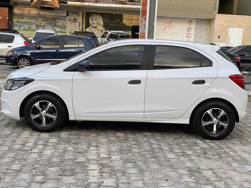 Imagem 4 de 10 de Chevrolet Onix 2019 1.0 Joy 5p