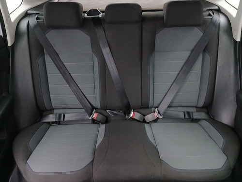 Volkswagen Nivus 1.0 200 TSI TOTAL FLEX COMFORTLINE AUTOMÁTICO