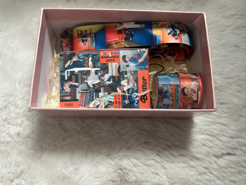 Bts Kit Con Photocards, Portagafette, Cintas, Stand Y Plumas (Usado)