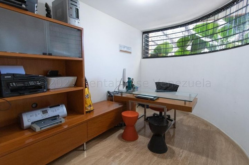Imagen 10 de 15 de Casa En Venta En Colinas Del Tamanaco 21-17928
