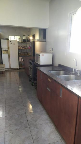 Campo C/ Caballerizas Y Casa Colonial - Villa Elisa