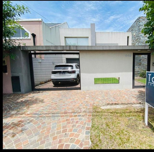 Imagen 2 de 15 de Casa - Ituzaingó