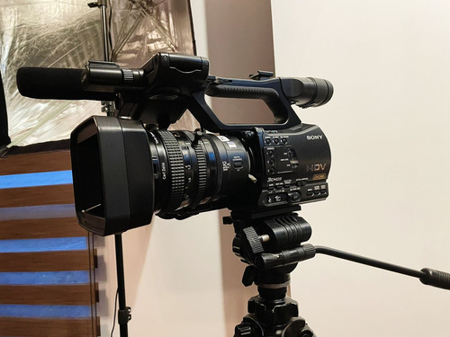 Sony Hvr Z7e Hd, Videocámara Profesional,  Lente Vcl-412b