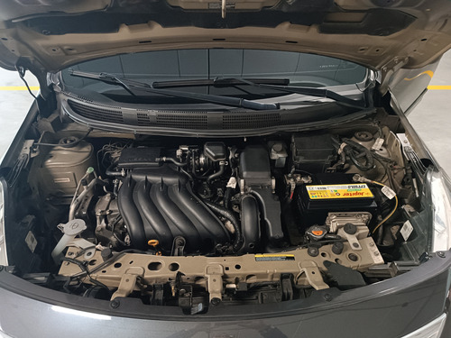 Nissan Versa 1.6 16v Sl Aut. 4p