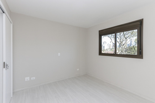 Imagem 7 de 30 de Apartamento De 3 Quartos Com Suíte, 92 M² De Área Privativa, 2 Vagas De Garagem, Em Localização Privilegiada No Bairro - Pr - Ap0013_v6