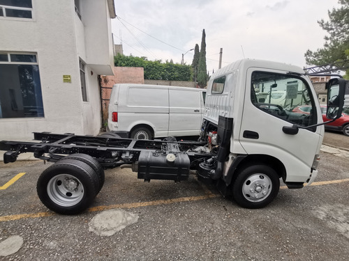 Hino 300 616 Año 2014