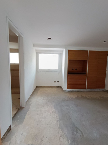Se Vende Casa En Urb El Placer 330m2 - 4h+s/4+½b+s/4p