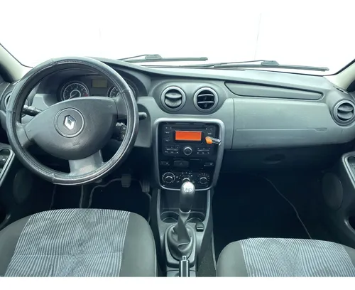 Renault Logan Dynamique 1.6