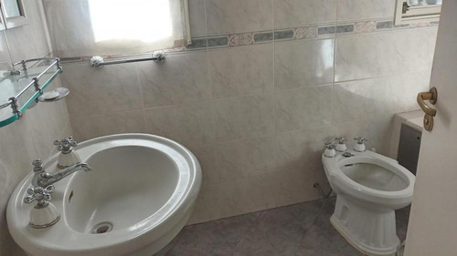 C.c. Los Cardales 4 Dorm. (2 Suits)250 M² Cub. Sobre 1 Lote, A Mts D La Entrada.