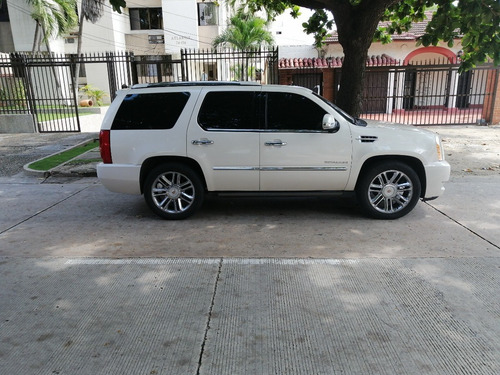 Imagen 9 de 15 de Cadillac Escalade 2013 6.2 Platinum