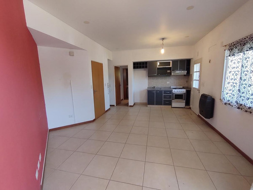Imagen 4 de 15 de Departamento En Venta, Sarmiento 898, Belén De Escobar