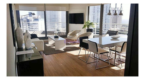 Imagen 1 de 12 de Venta Y Venta Temporario Apartamento De 2 Dormitorios En Playa Mansa, Punta Del Este.