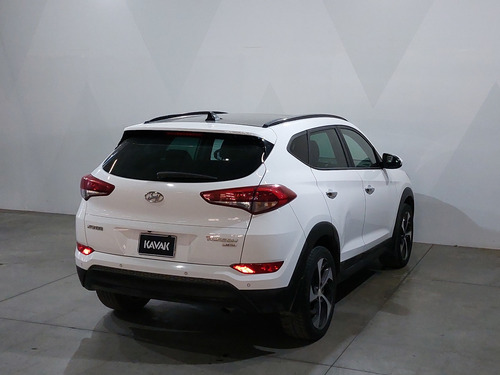Hyundai Tucson 2.0 Limited Tech Navi At